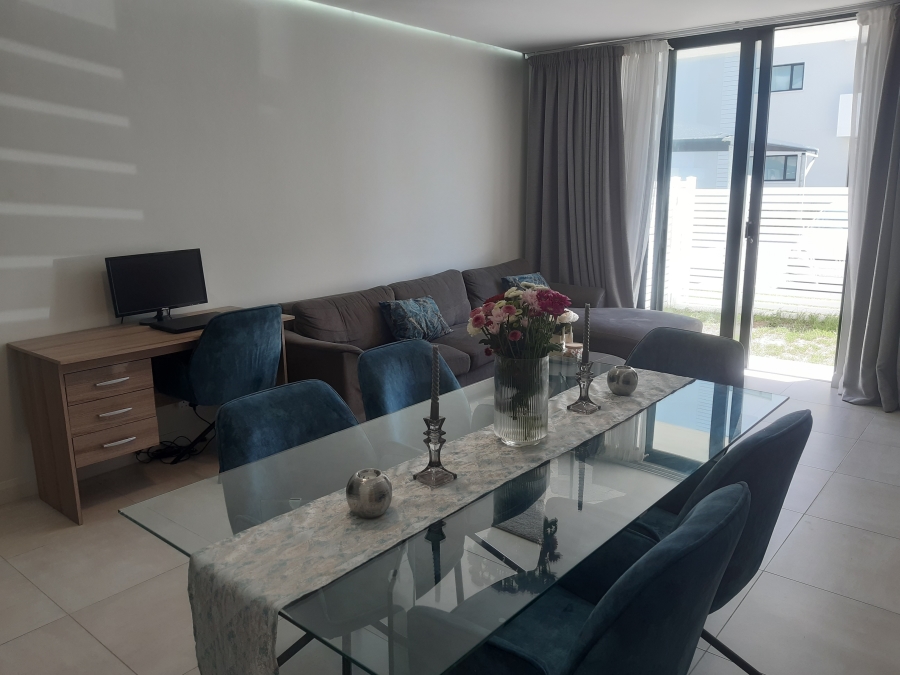 2 Bedroom Property for Sale in Summerstrand Eastern Cape